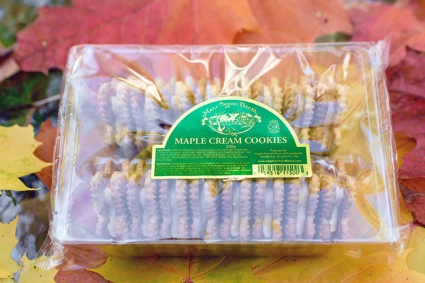 Maple Cream Cookies